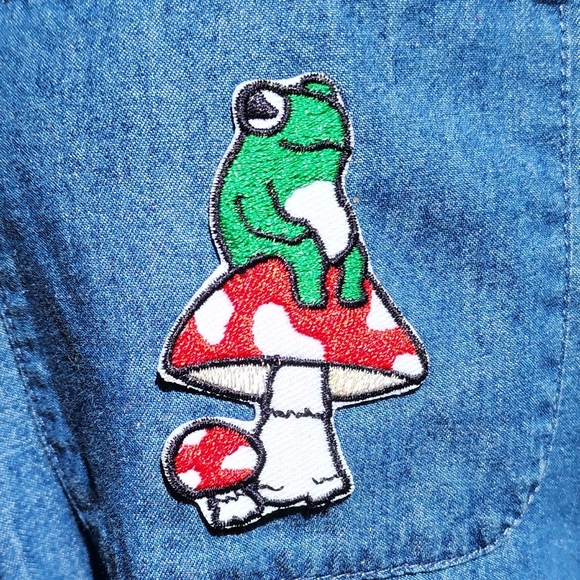 🍄🍄🍄 BONGO custom hand painted upcycled mushroom button down jacket - Picture 12 of 16